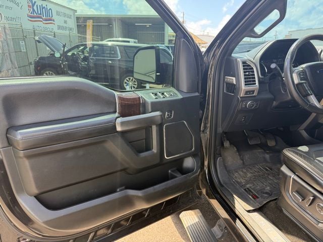 2015 Ford F-150 Platinum