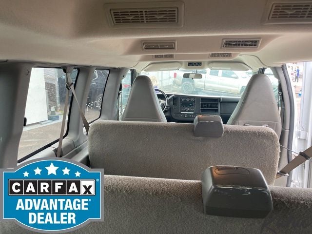 2017 Chevrolet Express 3500 LT Passenger