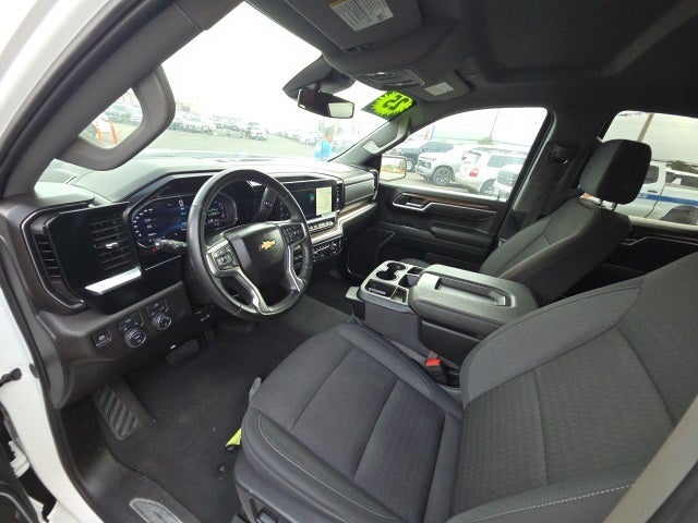 2025 Chevrolet Silverado 1500 LT LT1