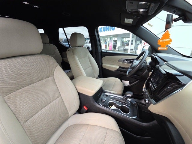 2022 Chevrolet Traverse LS