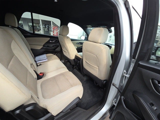 2022 Chevrolet Traverse LS