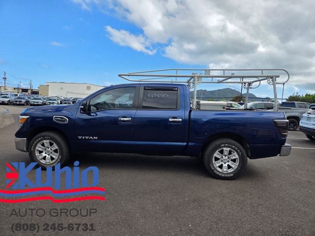 2017 Nissan Titan SV