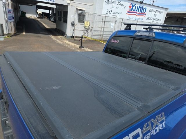 2016 Toyota Tacoma SR V6