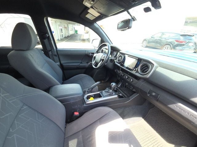 2016 Toyota Tacoma SR V6