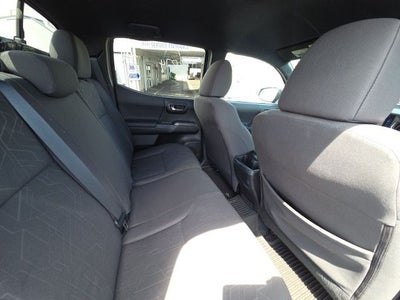 2016 Toyota Tacoma SR V6