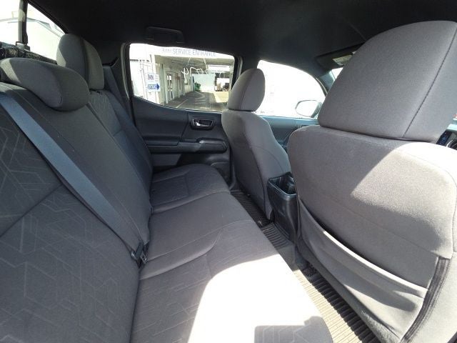 2016 Toyota Tacoma SR V6