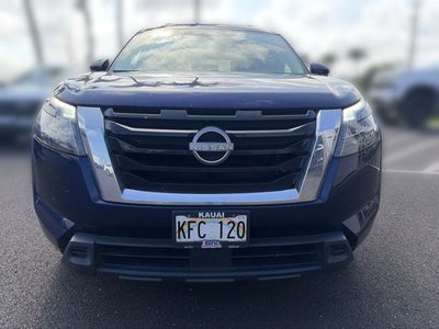 2023 Nissan Pathfinder SV