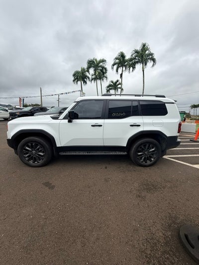 2025 Toyota Land Cruiser premium