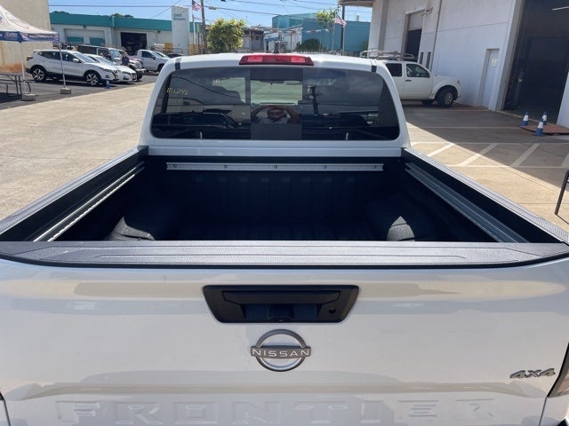 2025 Nissan Frontier SV