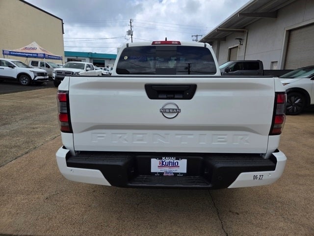 2025 Nissan Frontier SV