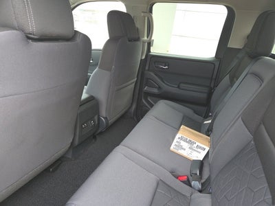 2025 Nissan Frontier SV