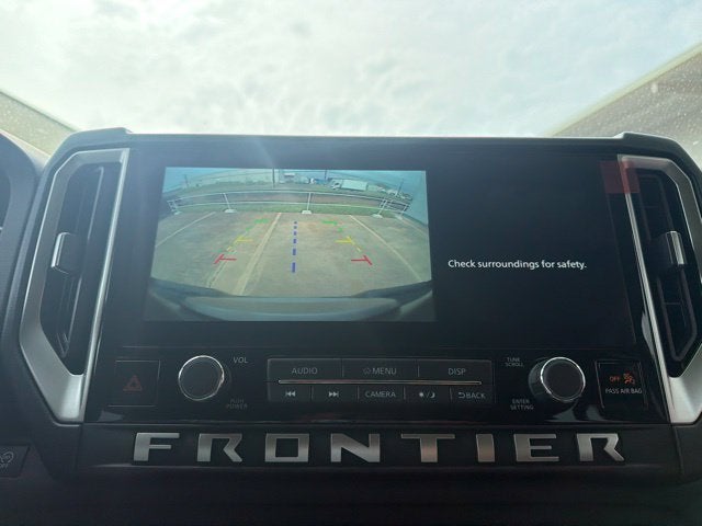 2025 Nissan Frontier SV