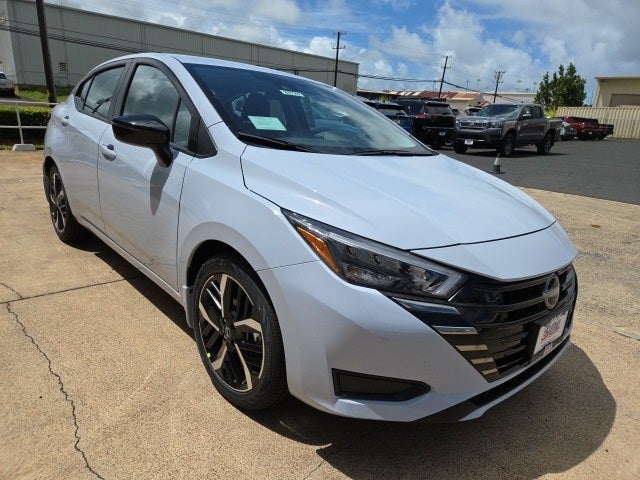 2025 Nissan Versa 1.6 SR