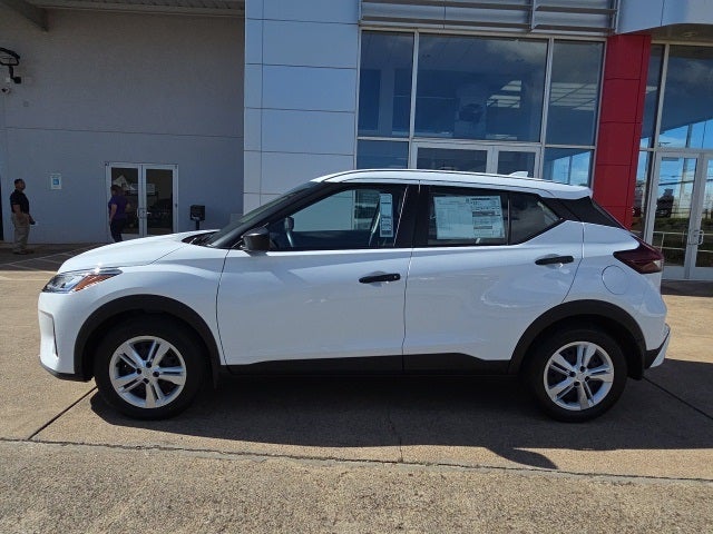 2025 Nissan Kicks Play S