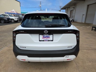 2025 Nissan Kicks S
