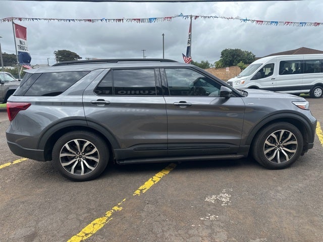 2022 Ford Explorer ST-Line