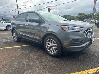 2023 Ford Edge SE
