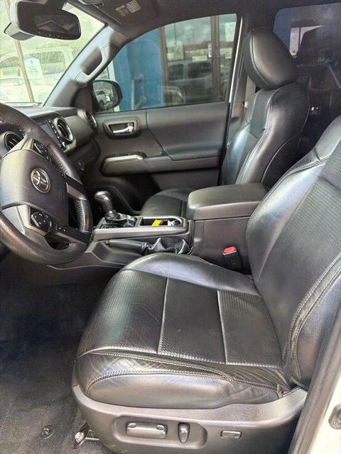 2022 Toyota Tacoma TRD Sport V6