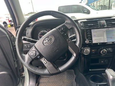2022 Toyota 4Runner TRD Off-Road