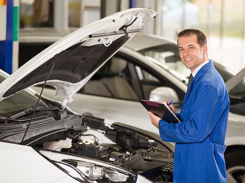 Factory Trained Technician Why you should use Nissan Service